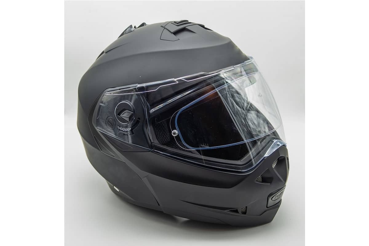 What is a helmet pinlock?  This modular motorcycle helmet has a helmet pinlock visor insert.
