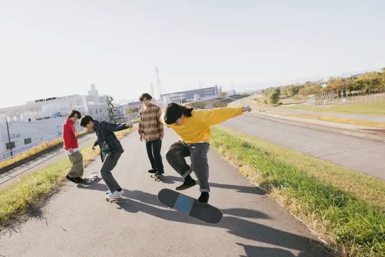 Why Don’t Skateboarders Wear Helmets?